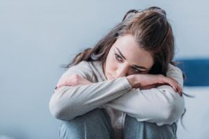 girl wondering about the causes and treatment of meth sores