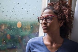 Woman wondering, "Does Gabapentin have withdrawal symptoms?"